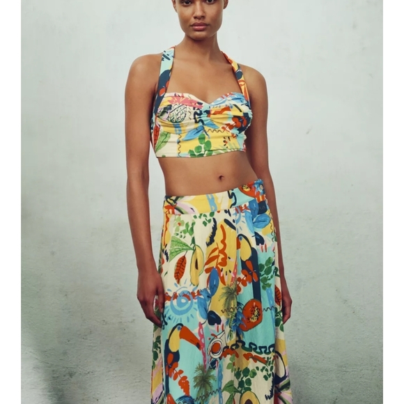 ZARA PRINTED CROP TOP. SIZE SMALL - Picture 2 of 7